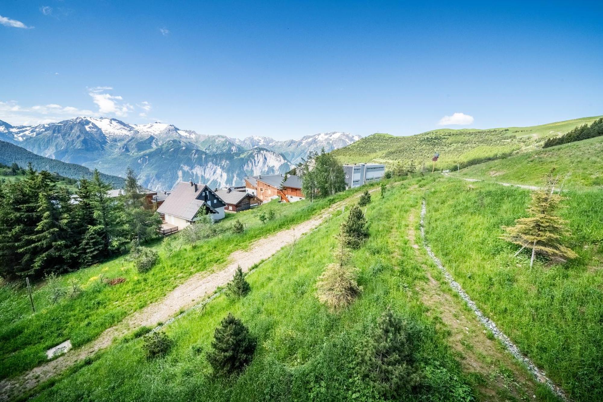 Residence Hameau De Clotaire Alpe D'Huez - By Emerald Stay Exteriér fotografie